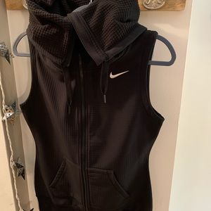 Nike vest